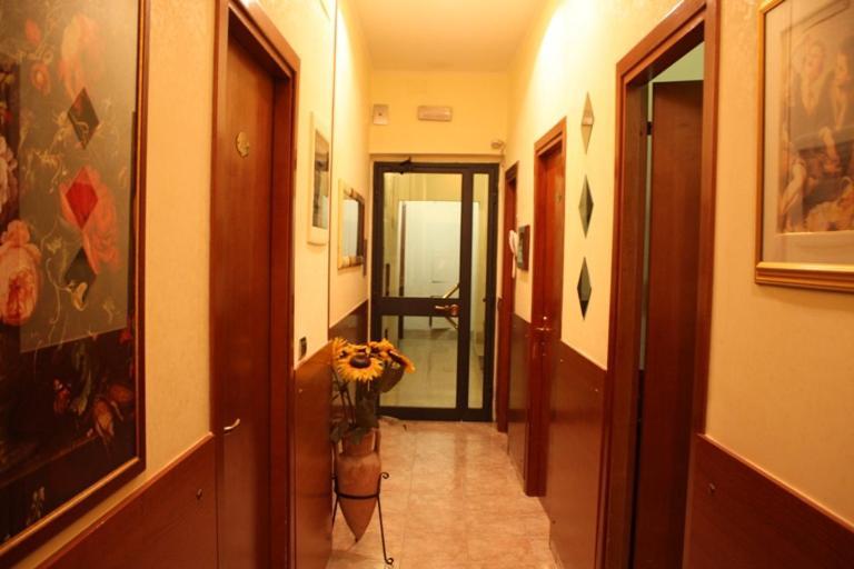 Yiennese Two Bed and Breakfast Ρώμη Εξωτερικό φωτογραφία
